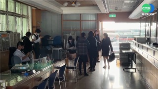 台東小吃店一片黑 花蓮銀行摸黑上班