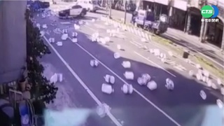 開贓車肇逃拒攔查 警匪追逐逮偷車賊