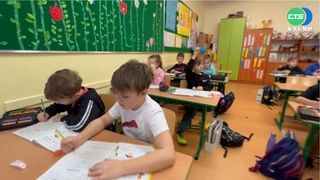 直擊! 烏國人波蘭避難 小學收容難民童