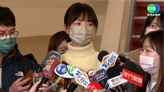 婦女節奇招搶曝光 藍政壇新秀獻free hug