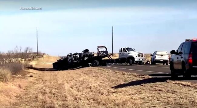 美德州13歲童無照駕車 爆胎衝對向車道撞車釀9死 | 華視新聞