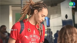 美球星疑持大麻 遭俄拘留延至5月中