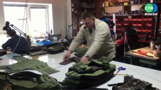 捨金衛國! 烏家具商不做鞦韆改製防彈衣