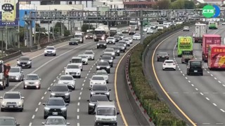 清明提前掃! 國1.國3墓區路段湧車流