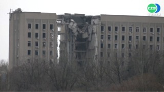 飛彈襲烏南政府大樓 炸出大洞逾3死22傷