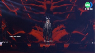 張惠妹"攻蛋"嗨唱 粉絲無罩喝酒引眾怒