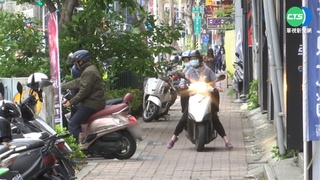 波蘭記者又諷人行道亂象 陳其邁:持續開罰