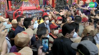 大甲媽"熱鬧起駕" 馬英九.黃國榮扶轎!