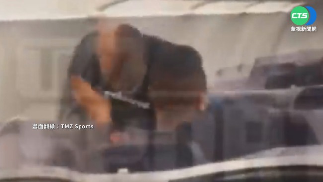 拳王泰森機上狠揍乘客 發言人:遭粉絲騷擾 | 華視新聞