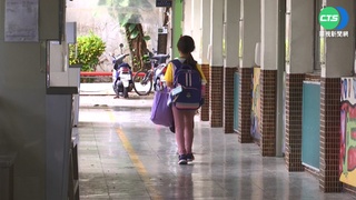 陰性才能上學!學生居隔快篩劑統一發放