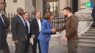 美眾議院議長裴洛西 訪烏會澤倫斯基