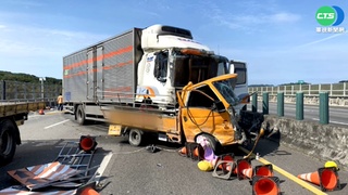 國道貨車載"快篩劑"撞工程車 釀2死3傷