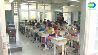 小二生脫罩對醫狂咳 母護航：只是覺得好玩