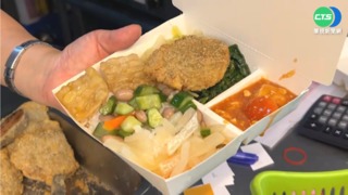 台南素食吃到飽99元! 顧客喊:佛心慈悲