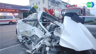 聯結車逆向又闖紅燈 轎車慘遭撞1死1傷