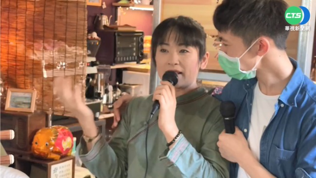 台灣唸歌館結合咖啡廳 發揚傳統說唱故事 | 華視新聞