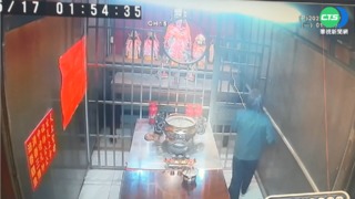 竊賊潛廟偷"金牌" 弄倒土地公神像害衣破