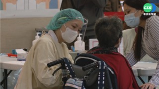 長者快來！65歲以上打疫苗「免費」拿2劑快篩