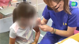 高屏校園開打兒童疫苗! 一早湧排隊人潮