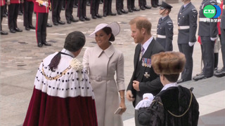 哈利.梅根"脫英"後首露臉 現身女王白金禧
