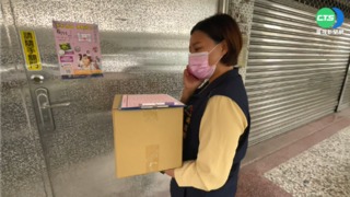 中市送關懷包須面交簽收 里長憂被傳染