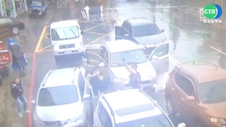 警匪對峙開7槍沒逮到 嫌躲12天在女友家落網