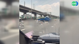 國一北上三重路段車禍 2傷者摔飛送醫
