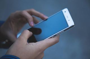 刪不完的詐騙簡訊！網友出怪招反制引爆笑