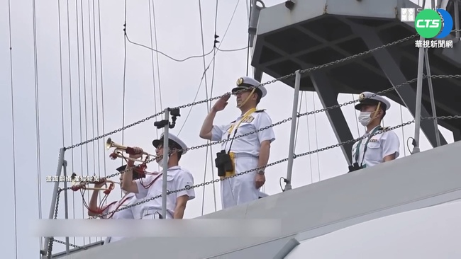 日本海上自衛隊演訓 睽違8年民眾開眼界 | 華視新聞
