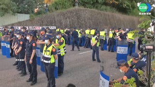 坤輿案抓滋事保全 警比對Logo逮11人