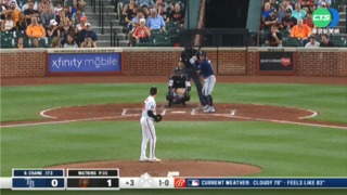 張育成首打席敲安 守備秀高難度美技