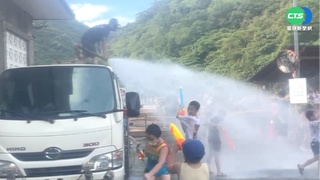 蘇澳潑水節隔2年回歸 陳昇今開唱瘋一"夏"