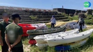 國旅亂象!小琉球沙灘浮具比人多 屏鵝公路塞爆