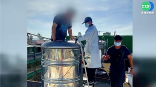 頂樓洗水塔突跌塔內 屋主狂呼"救命"半小時