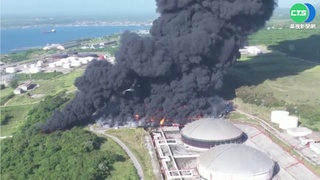 古巴儲油槽遭雷擊連環爆 釀1死.121傷