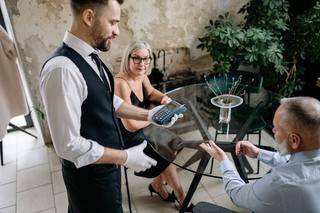 男友AA制「精算又催款」網1妙招獲讚：不傷感情