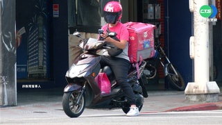 外送員帳號疑遭盜用 被平台追討萬元欠費