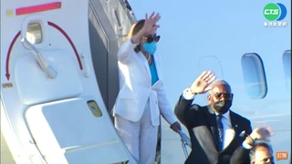 裴洛西返美記者會 強調中國企圖創"新常態"