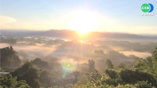 台南二寮雲海曙光迷人 大批遊客朝聖