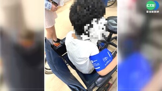 7歲童摔破頭爸求救 警"鑽路"6分鐘送醫