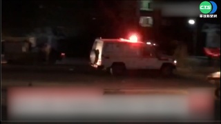 室內引爆炸彈攻擊? 喀布爾清真寺21死.33傷