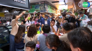 拚人氣衝票! 陳.蔣.黃出席士東市場餐會