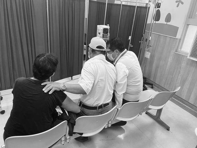 快訊》台南2名員警遇襲經搶救不治 黃偉哲前往醫院了解中 | 華視新聞