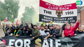 不滿英超曼聯表現差 球迷示威與警衝突