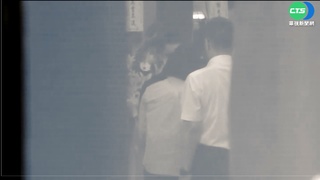 2年輕員警因公殉職 家屬招魂淚喚親人