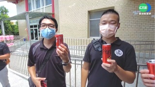 買凃警最愛可樂致哀 同學不捨:陪他乾杯