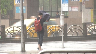 今年第1個海警！軒嵐諾龜速轉中颱 暴風圈有擴大趨勢