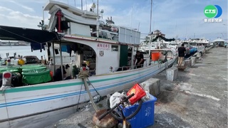 屏東海岸紅旗警戒 東琉線人潮不減照去小琉球