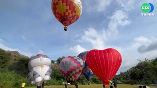 颱風3度攪局延辦 高雄熱氣球正式升空!