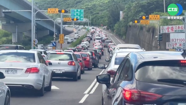一年死三千人！台灣人開車不愛保持車距 網：馬上被鬼切 | 華視新聞